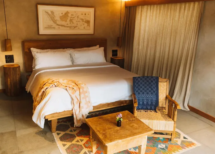 Masa Kini 3 Bedroom Family Friendly With Pool Walking Distance To Villa